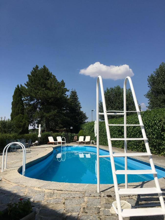 Villa Aurelia - Casa De Campo Con Jardin Y Piscina Entre Madrid Y Segovia Ortigosa del Monte Esterno foto